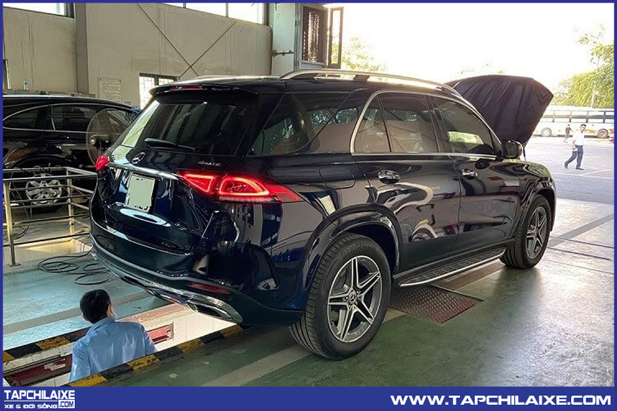 Xe đi đăng kiểm