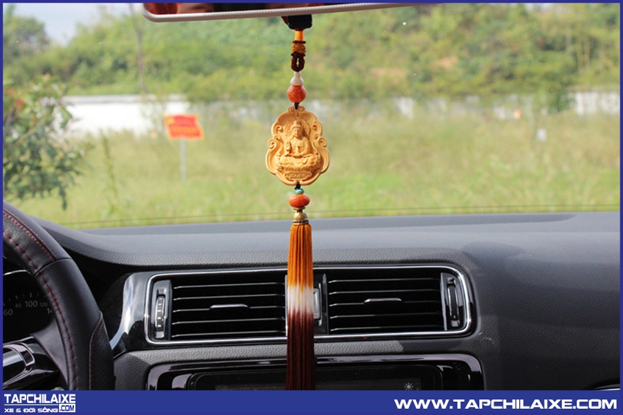 Hóa giải màu xe khắc mệnh thổ