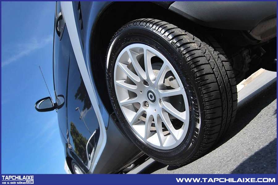 Lốp xe hỗn hợp