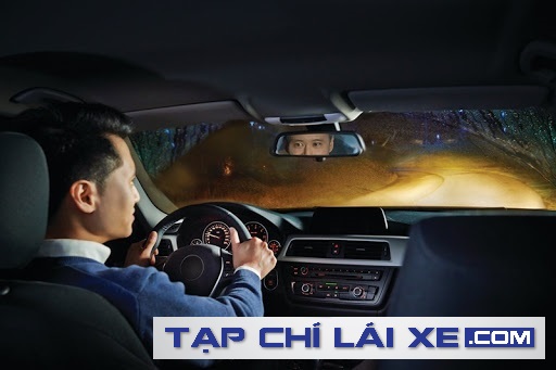Tập trung lái xe - Điều đơn giản mà không phải ai cũng nhớ khi tham gia giao thông