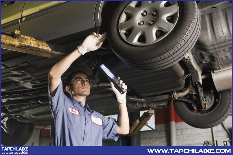 Thay thế giảm xóc