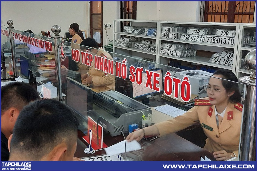 Thủ tục đổi màu xe ô tô