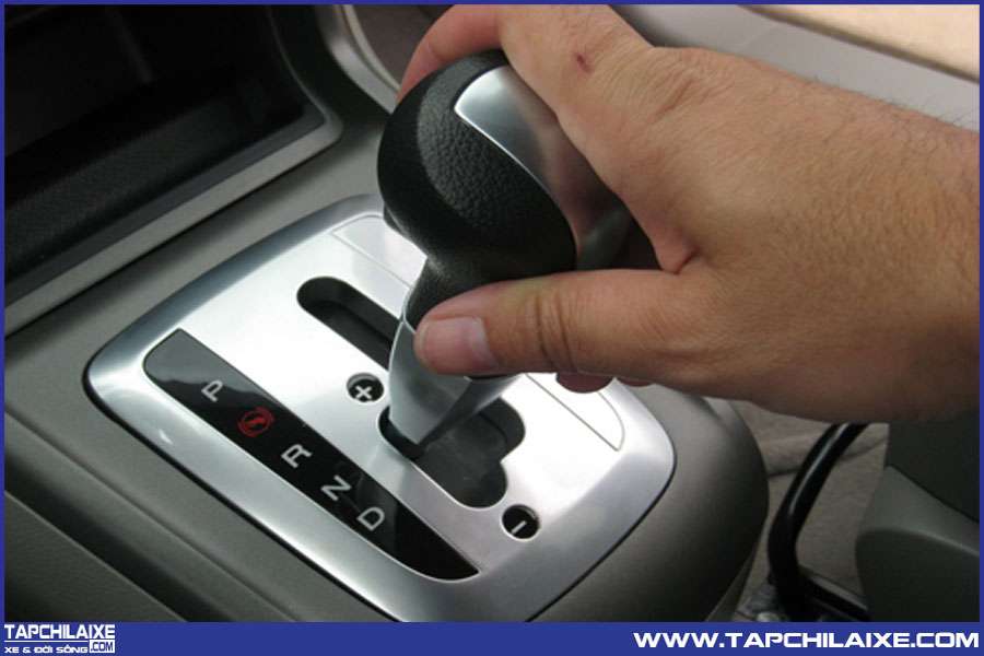 Về số N xe số tự động